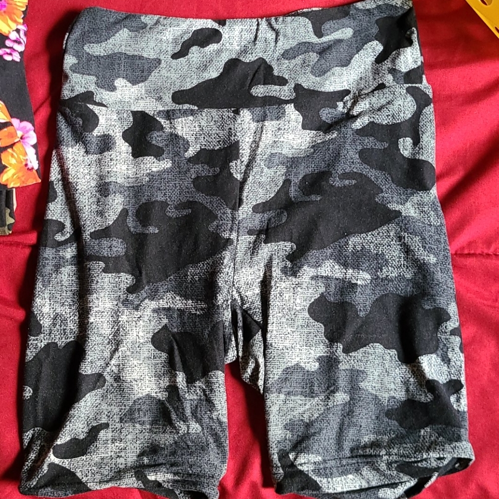 Bike shorts - Picture 2 of 4